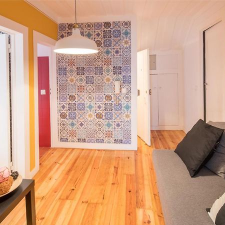 Lisbon Fragrances Apartment Exterior photo